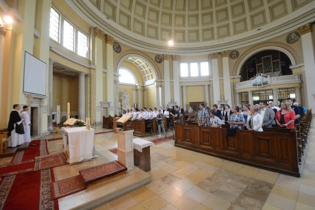 Misével emlékeztek Mihályi Gyuláné, Eszti nénire a Prohászka templomban